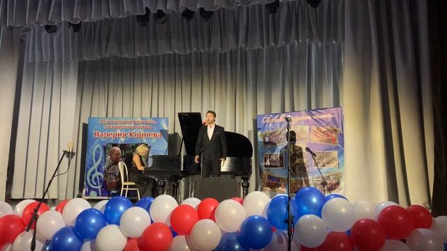 Дмитрий Соболев - Есть только миг (А. Зацепин/Л. Дербенёв)