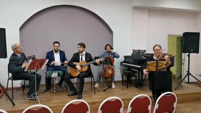 Дмитрий Соболев и коллектив преподавателй ДШИ №8 г. Костромы - Либертанго (Пьяцолла)