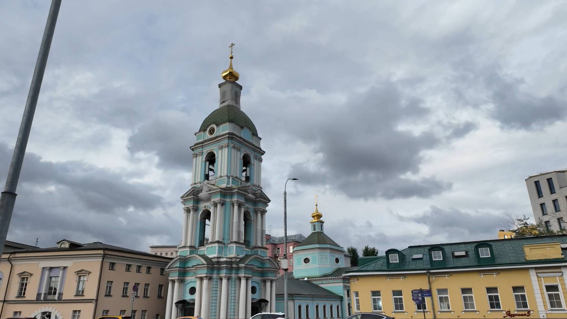 Церковь Троицы Живоначальной, что в Серебряниках в Москве