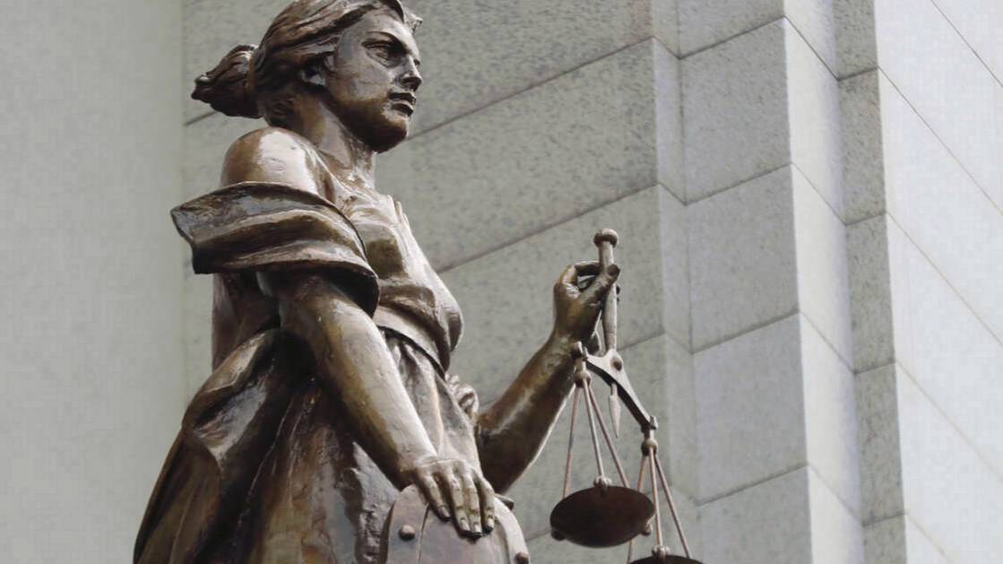 Суд арестовал активы членов семьи госсекретаря Дагестана Магомедова