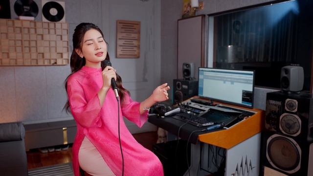Neo Đậu Bến Quê - Hoài Phan