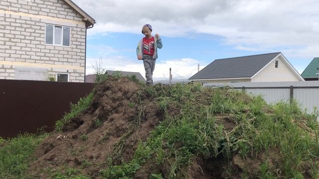 Видео как я прыгаю со 100 футов вверх вниз￼