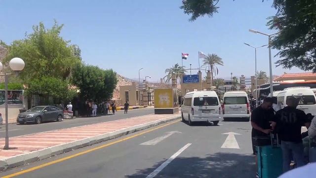 Эвакуированные из Ирана граждане Китая прибыли в Пекин