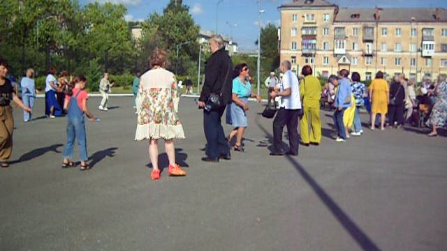 25.06.25, в парке ДК Окунева, состоялась концертно-танцевальная программа Сегодня вечером г.Н.Тагил