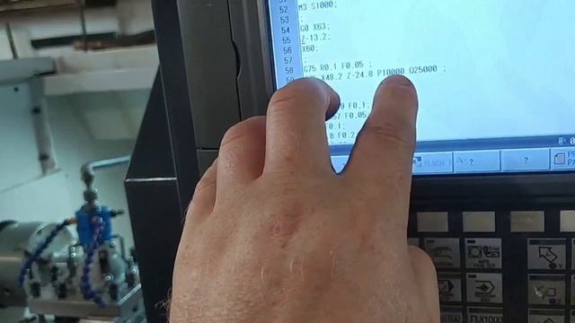 Обработка канавок Циклом G75 на стойке GSK.