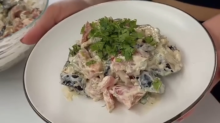 Вкусный САЛАТ с баклажанами...🥗🍆😋