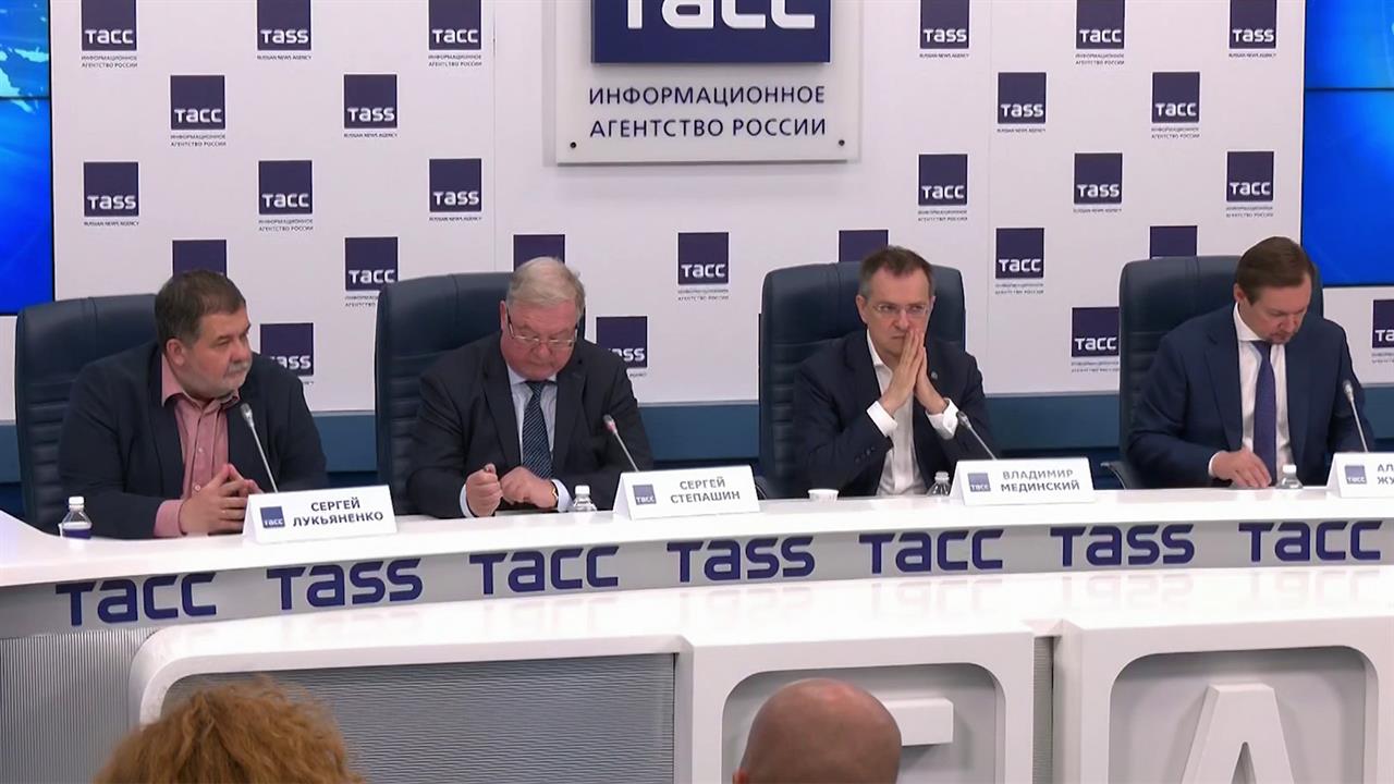 Стартовал прием заявок на национальную премию в области литературы "Слово"
