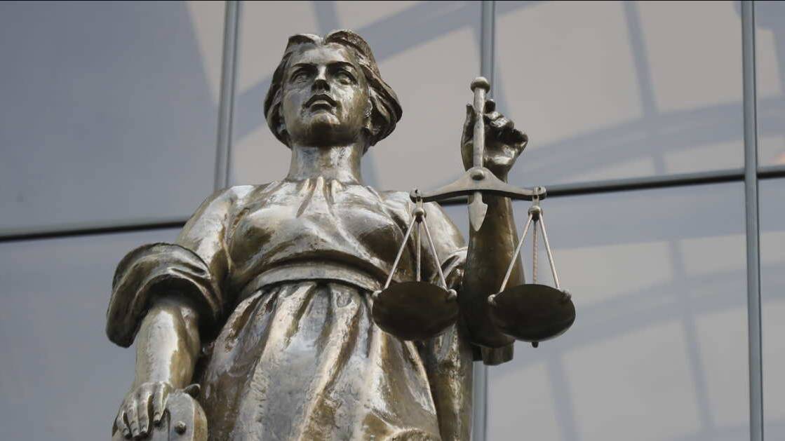 Суд Махачкалы удовлетворил иск Генпрокуратуры к госсекретарю Дагестана