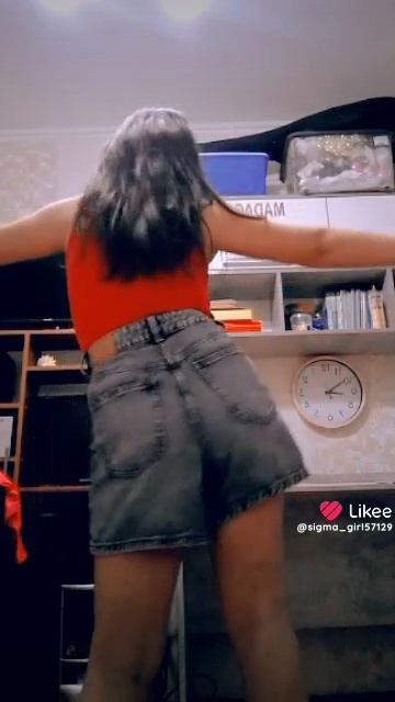 Моя ссылка в "Likee", подпишись на него: https://l.likee.video/p/9FTQmx