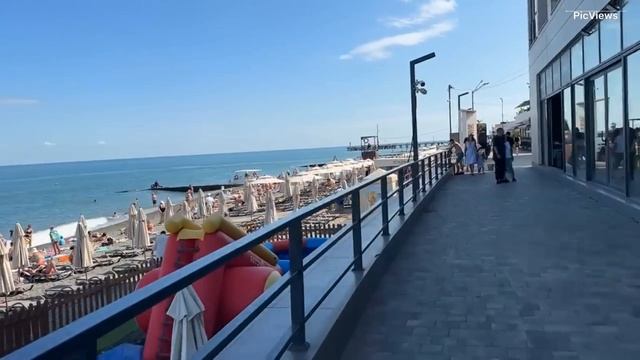 Сочи Адлер пляж Чайка, Огонёк, Взморье сегодня 26 июня 2025. Какая погода в Адлере сейчас, пляж,море