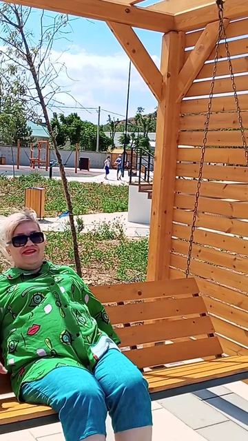 Катаюсь на качелях Детство🥺🤓🌹🌹🌹