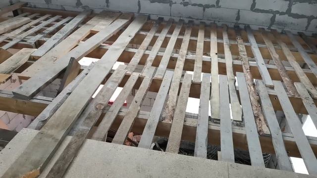 Делаем пол на втором этаже в доме из газобетона