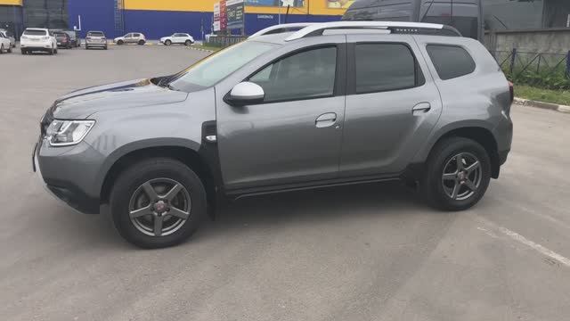 Renault Duster 2022 год. 1,6 бензин полный привод. КПП механика.