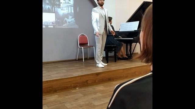 Дмитрий Соболев - Цыган идёт (А. Петров/Г. Кружков)