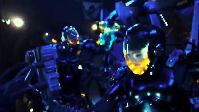 Pacific Rim - Gipsy Danger vs Otachi Fight
