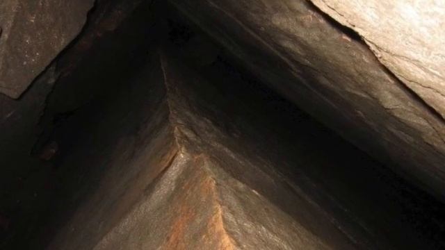 Кабардино-Балкария, пещера в Баксанском ущелье.