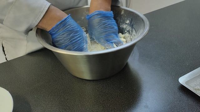 🥧 Учимся делать идеальное песочное тесто!