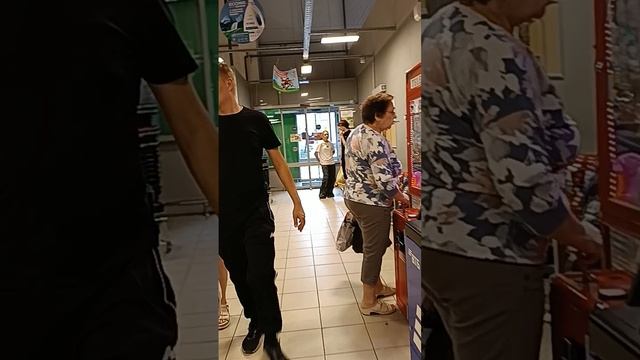 1000068464.mp4