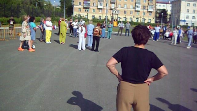 25.06.25, в парке ДК Окунева, состоялась концертно-танцевальная программа Сегодня вечером г.Н.Тагил