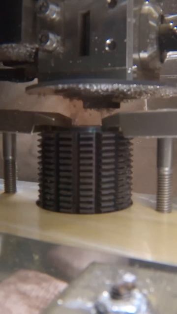 Wire EDM Solves Tooling Problem.(кликните по тексту, чтобы раскрыть описание)