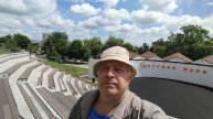 Летняя эстрада или амфитеатр в детском парке. Геннадий Горин