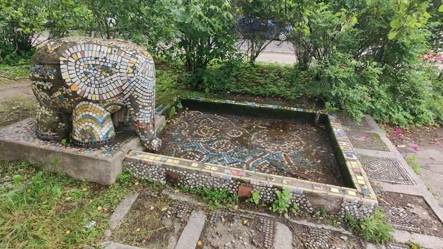 Бассейн "Слон любит чистую воду" на Тореза