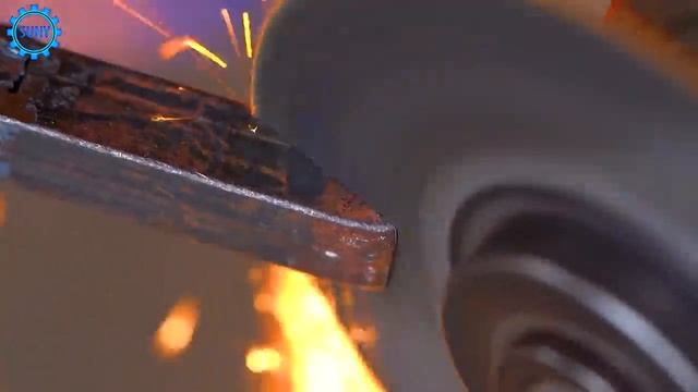 NEW INVENTION FOR NAILING FOR DIFFICULT PLACES
