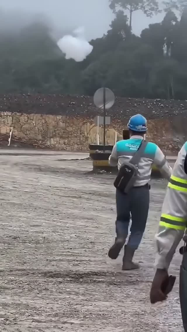 Упала туча!😮