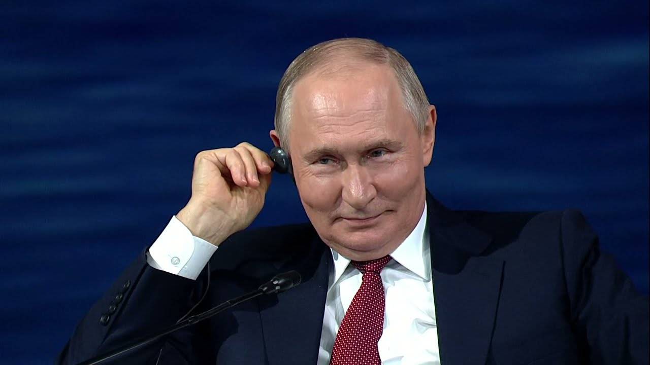 Нефтяной кризис? Путин успокаивает: «Паники нет. Всё под контролем ОПЕК+»