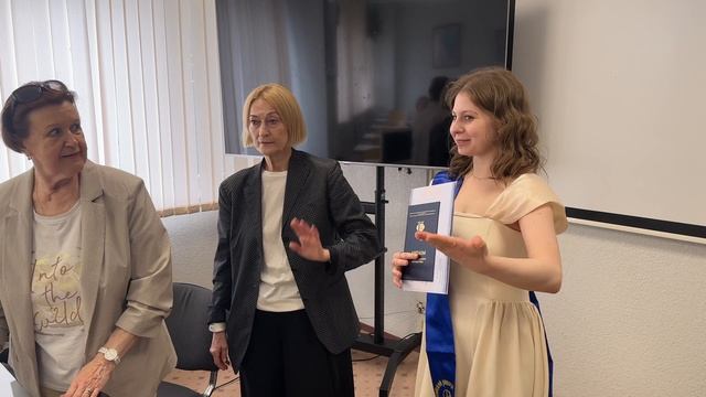 Дмитриева Ксения Александровна – вручение диплома переводчика (ФГСН/РУДН "25 июня 2025") - 4K