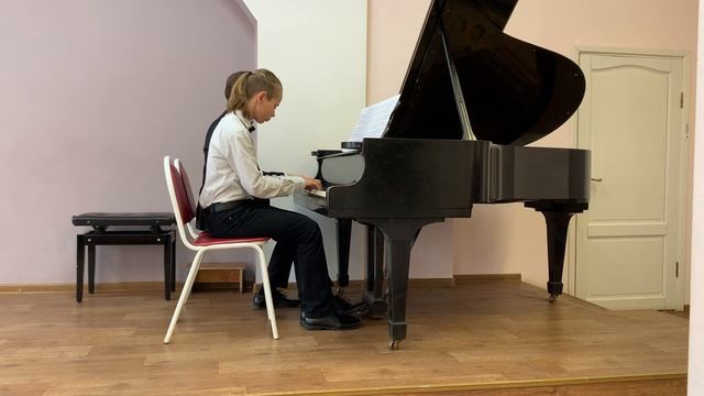 Егор Басов (3 кл.) и Дмитрий Соболев -Звуки музыки (автор Дмитрий Соболев)