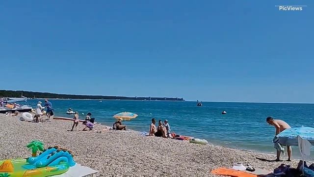 Абхазия Гагрский район пляж Лдзаа сегодня 27 июня 2025. Обстановка на пляже, погода сейчас и море
