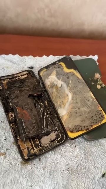 iPhone взорвался 💥