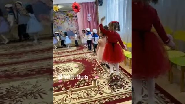 Утренник сына.