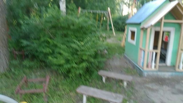 одна из детских площадок на Иванова