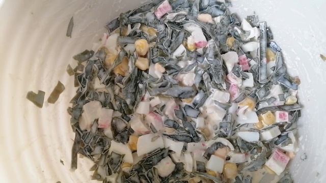 Доставка продуктов из Пятёрочки на дачу, вкусный салат. Дожди все продолжаются. 😉🌸