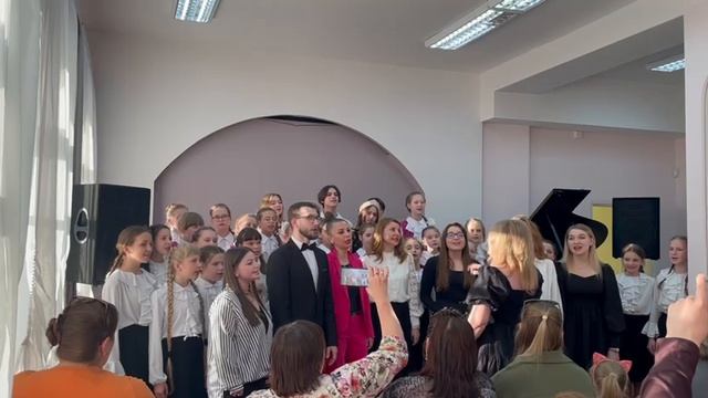 Сводный хор ДШИ №8 г. Костромы - Мы - дети планеты (автор Дмитрий Соболев)