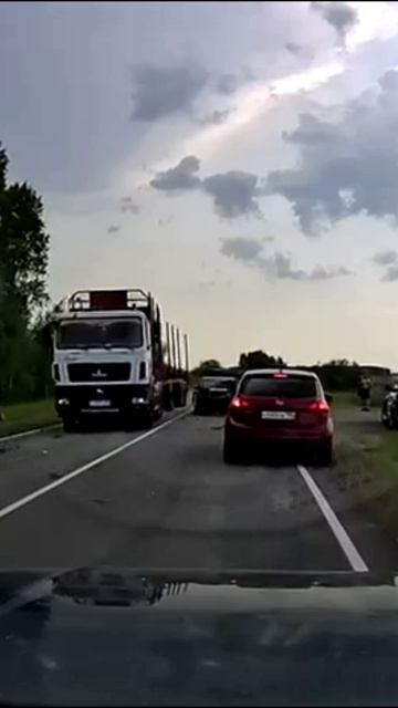 Сильная авария в Горьковском районем Омска