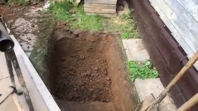 Размещение малогабаритной установки на участке, подготовка к бурению