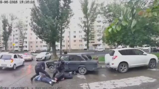 🔴Задержание преступников в г.Саратове. Они находились в розыске за совершение ряда преступлений🔴