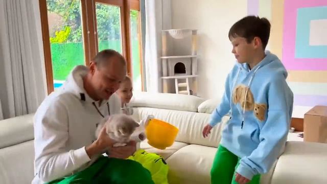 Мистер Макс • Mister Max - Алфавит Челлендж на покупки от Макс и Катя