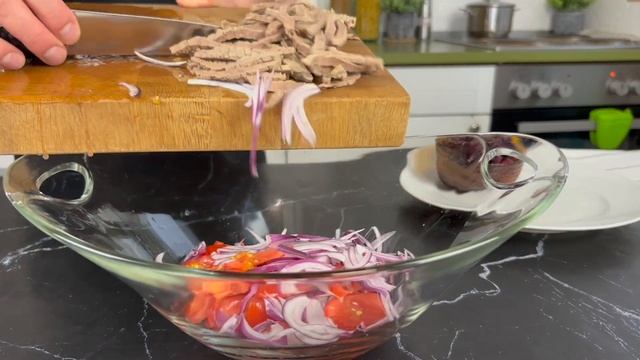 Салат с говядиной который хочется готовить снова и снова!