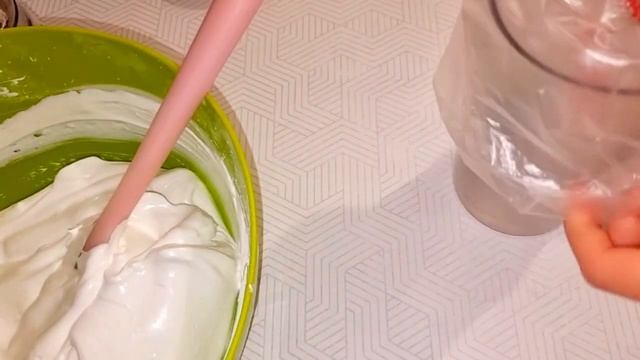 Я в восторге! Теперь это мой любимый торт! Просто вкусно!