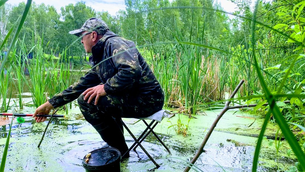 В ЭТОЙ ЛУЖЕ РЫБЫ ПОЛНО.Новое место для рыбалки порадовало.