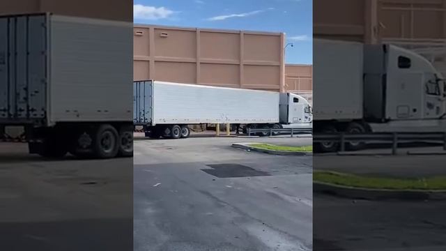 Первый день в качестве водителя грузовика