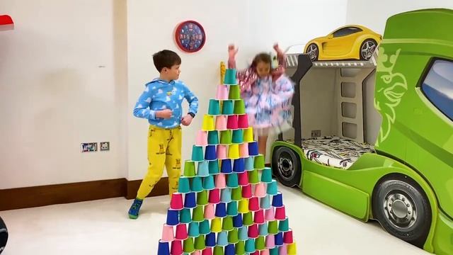 Мистер Макс • Mister Max - Макс и Кэти потеряли подарок на день рождения