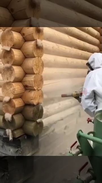 Пecкоструйная обpaботка сруба