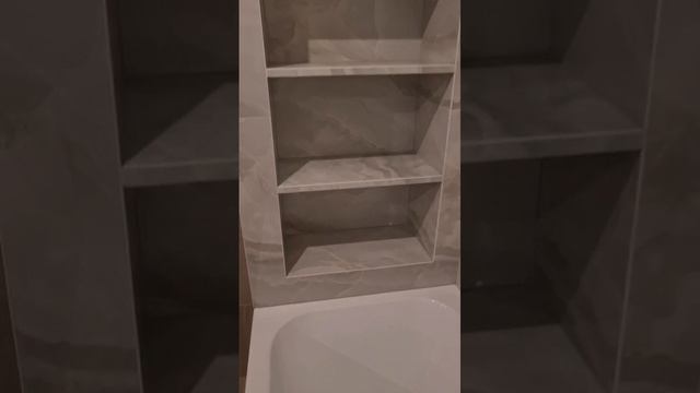 Завершение очередного проекта, санузел со встроенной ванной