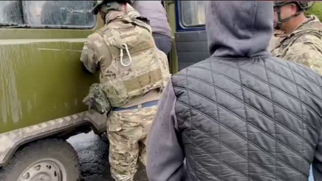Мы вас ждали очень долго, 10 лет ждали, и дождались. И выбрались из этого ада !!!