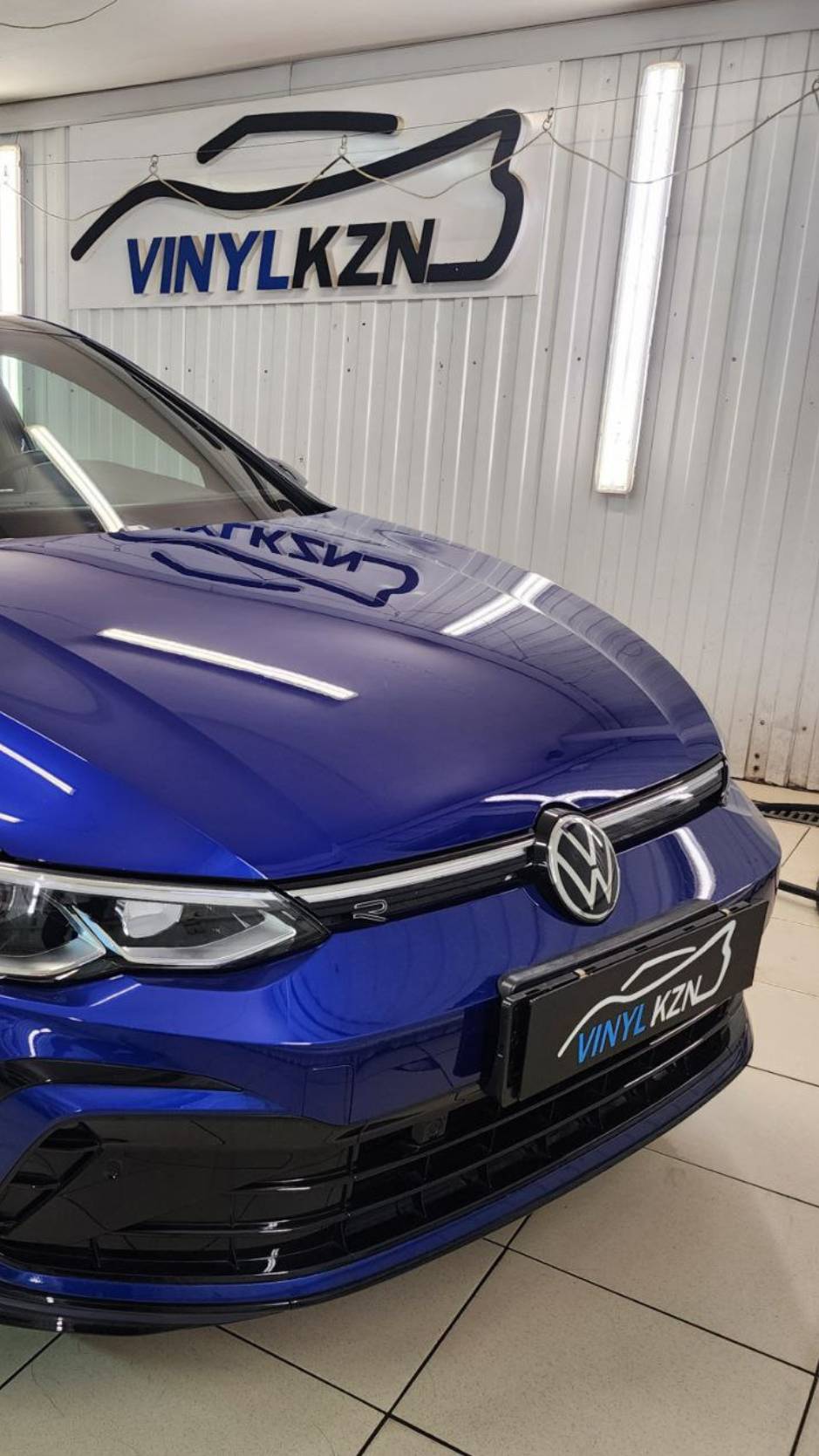 Volkswagen Golf - комплексное бронирование кузова полиуретановой плёнкой и тонировка стекол